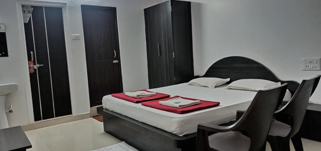 Hotel Gananjaya جوكارنا المظهر الخارجي الصورة